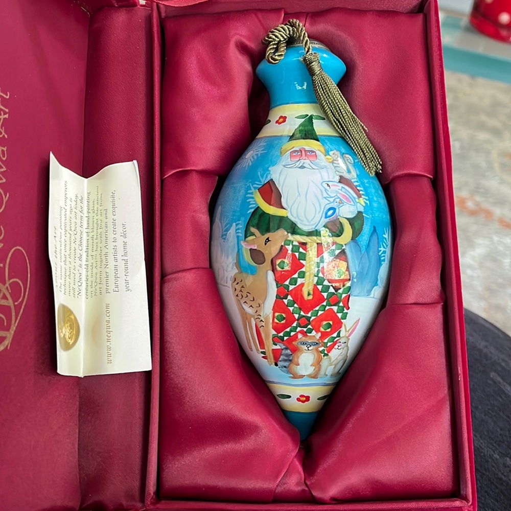 Ne’qwa Art Santa and Friends Ornament